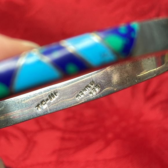 ❤️HOST PICK❤️ Vintage 925 Heavy Solid Sterling Silver Bangle - Picture 4 of 14